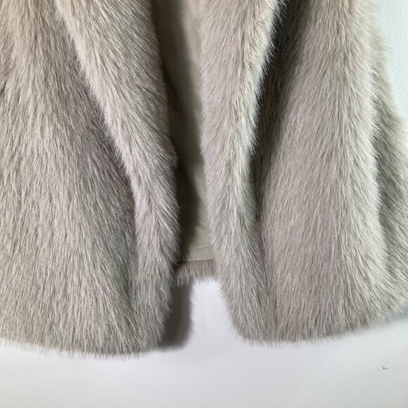 Womens Ann Taylor Faux Fur Vest Lined M/L Tan NWT Polyester Nylon - Picture 4 of 9